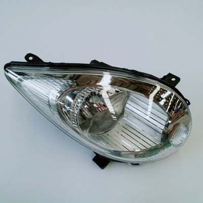OE 번호 4121100/200U8010/8050 JAC J3 전등에 대한 따뜻한 흰색 자동차 부품 저렴한 가격