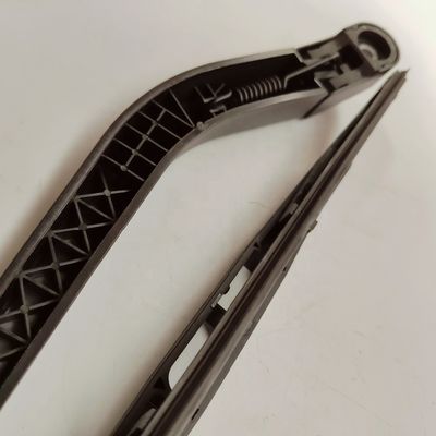 0.3kg JAC J3 자동차 OEM 번호 5611300U8030을 위한 검은색 후면 와이퍼 팔과 시트 조립