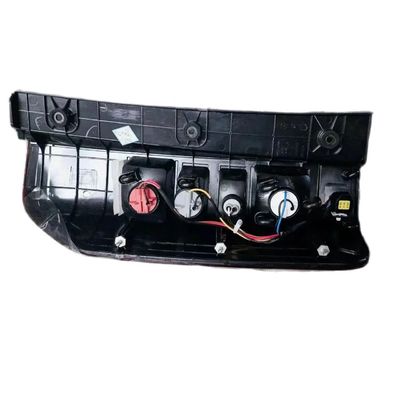 자동차 부품 OE 번호 4133100V0010 JAC 리핀 후방 후방등 /L