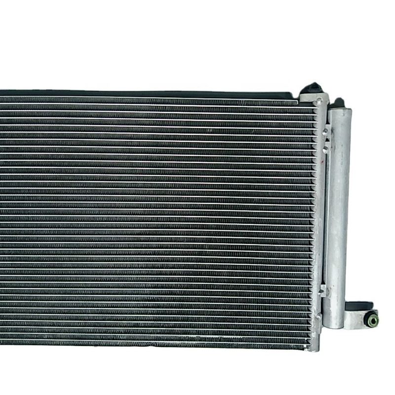 OE NO. 8105100U8510 JAC Refine S3 및 Heyue A30용 자동차 부품 콘덴서